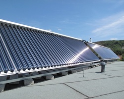 Solarthermieanlage, Bild: Florian Methe, pixelio.de